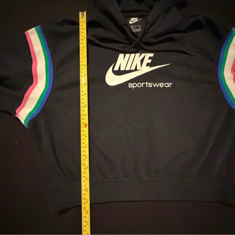 Nike Sportswear Hooded Rally Cropped Sweatshirt Women’s Size Small